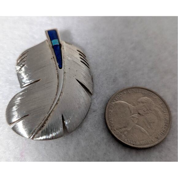 Michael Kirk Designs Lapis lazuli and Turquoise SS Leaf pattern pin/pendant - Picture 5 of 9